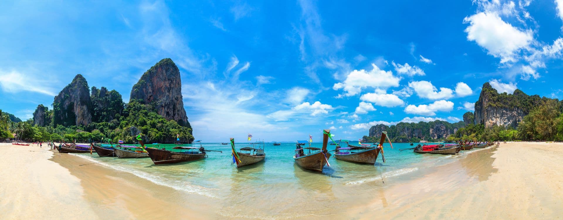 Stunning picture of sealine at Thailand, one of the best travel destinations in the world