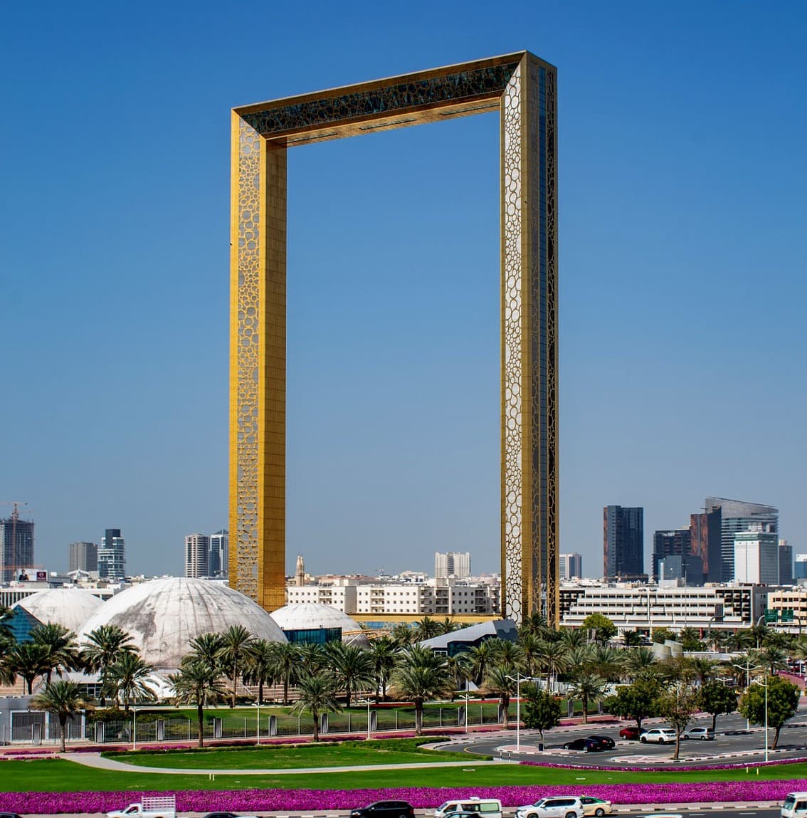 Premium Dubai Escape