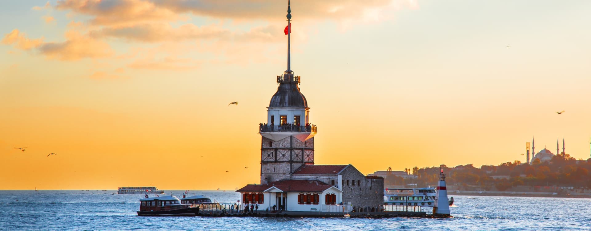 Amazing view of Maiden's Tower in Istanbul, Turkey